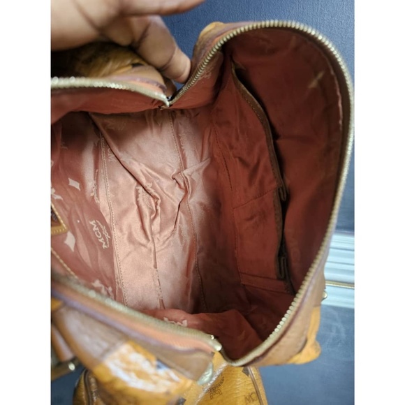 Authentic MCM Visestos BOSTON Bag Cognac - Picture 11 of 13